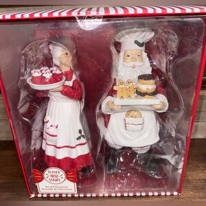 Cute 🥰 vintange set of 2 Ornaments Mr. Claus 🎅 & Mrs. Claus 🤶 Baking Together